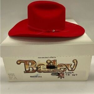 NWT Bailey Roper Men's Red Double Fur Blend
Western Hat Size 7 1/8